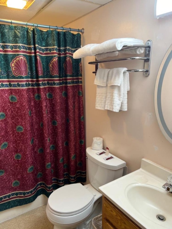 Atlantic Motel image 16