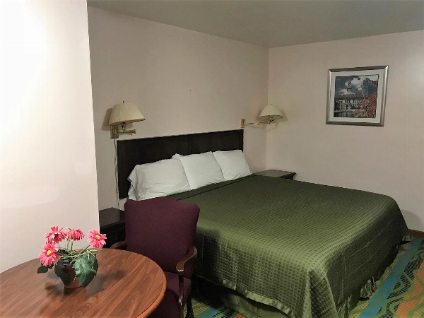 Atlantic Motel image 4